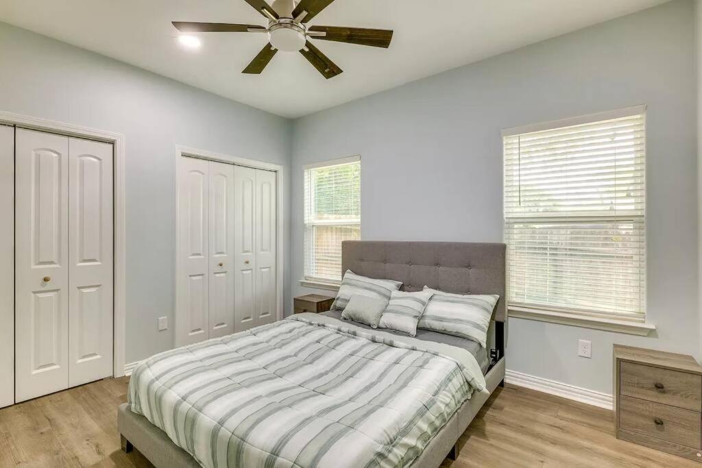 Vacation Home Lake Livingston! Onalaska Dış mekan fotoğraf