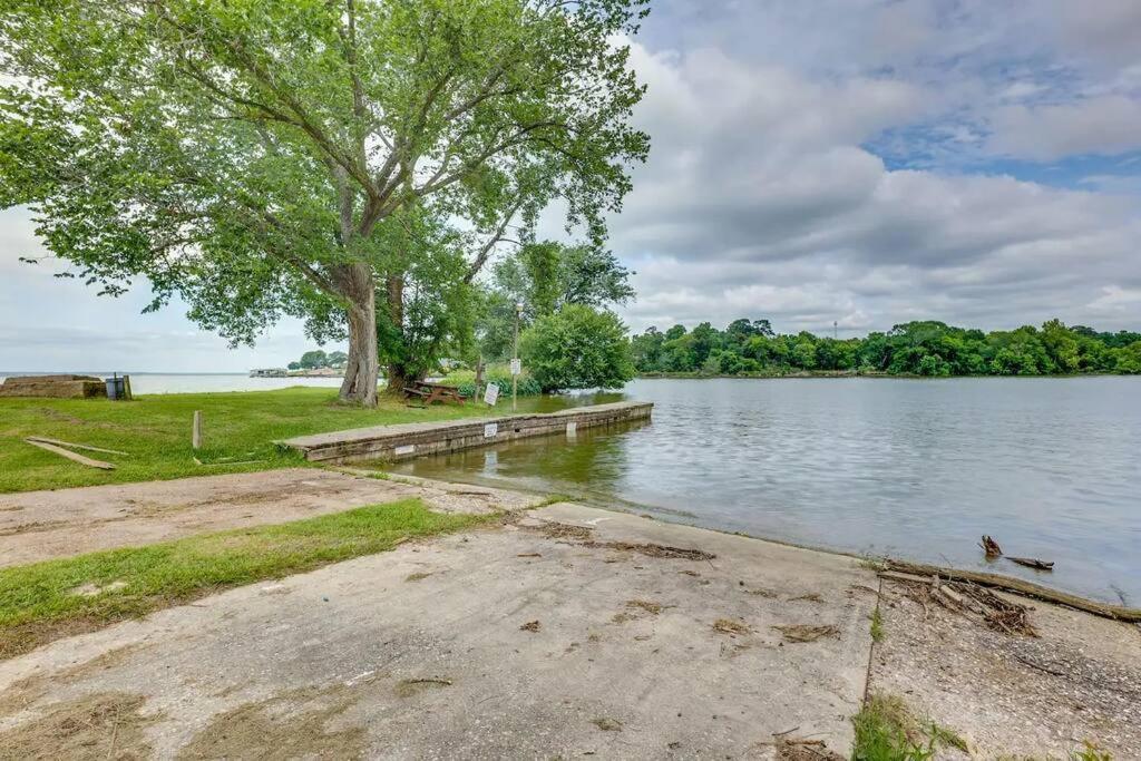 Vacation Home Lake Livingston! Onalaska Dış mekan fotoğraf